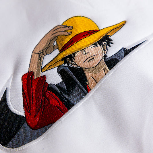Luffy Swoosh felpa/tshirt con ricamo