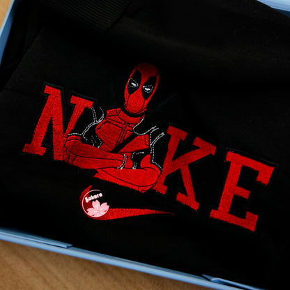 Deadpool felpa/tshirt con ricamo