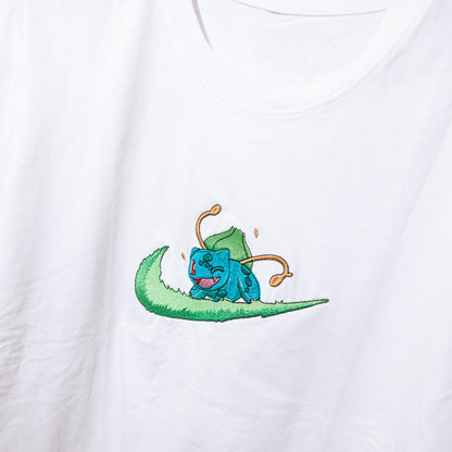 Swoosh Bulbasaur felpa/tshirt con ricamo