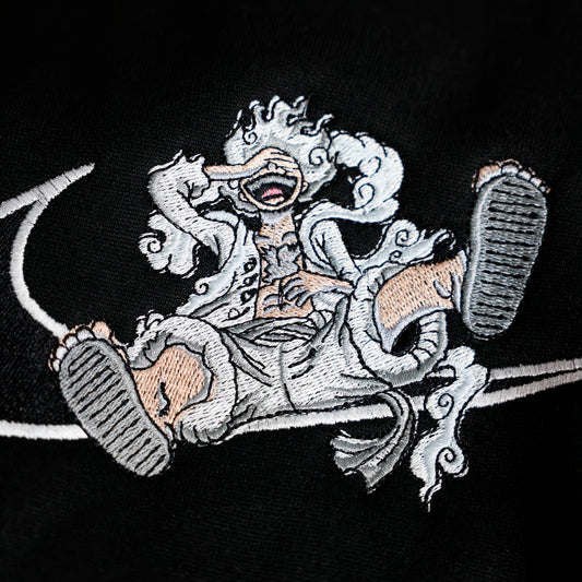Luffy Gear 5 felpa/tshirt con ricamo (versione 2)