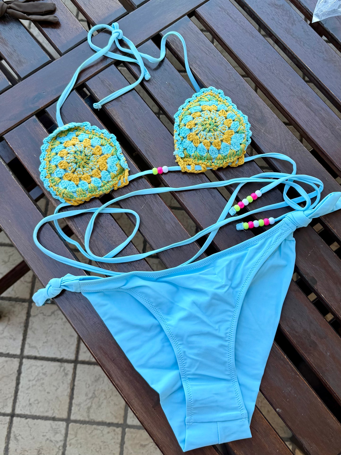Bikini con coppe unicnetto